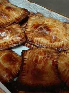 Una foto de Empanadillas de york y queso