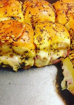 A picture of Poppyseed Ham and Cheese Sandwich Rolls/Sliders.