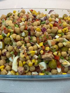 Una foto de Ensalada de garbanzos