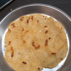A picture of Rice flatbread (chawal ki roti).