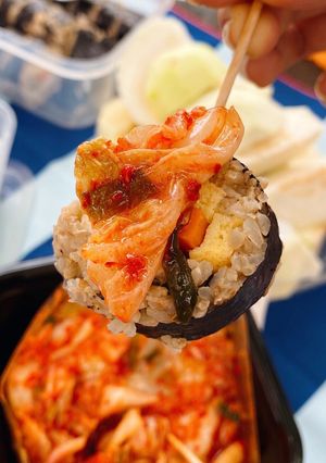 Hình của món Kimbap gạo lứt ức gà eatclean.