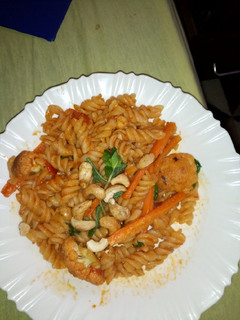 A picture of Red pepper cashew pasta #vegancontest.