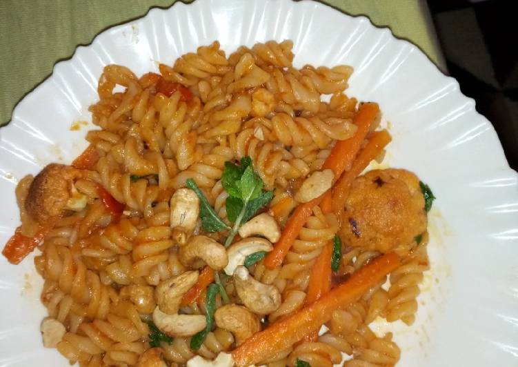 Recipe of Tastefully Red pepper cashew pasta #vegancontest