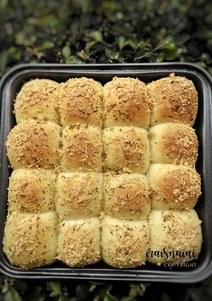 Foto resep Garlic Herbal Cheese Soft Bun