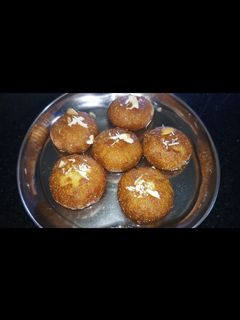 Rosbora /Rava sweet ரோஸ் பரா (Rosebora recipe in tamil) செய்முறை முக்கிய புகைப்படம்