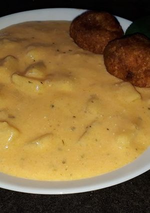 Magyaros krumplifőzelék recept fotója