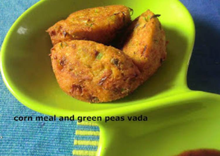 Simple Way to Prepare Ultimate Corn meal and green peas pakoda