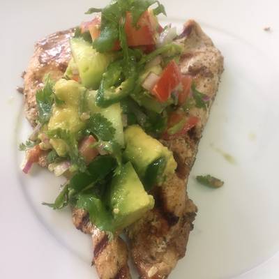 Pollo California a la parrilla con aguacate #keto Receta de Patusa Serrano-  Cookpad