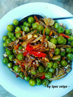 Foto resep Tumis Terong Cepokak+Teri