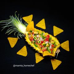A picture of Pineapple Salsa.