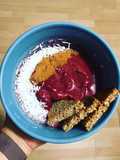 Bowl de helado de berries vegano