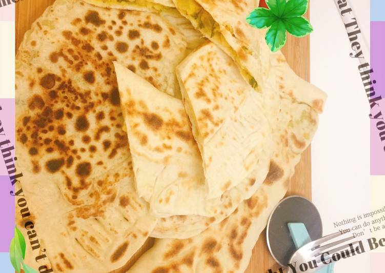 سندويشات البطاطس بالفطير