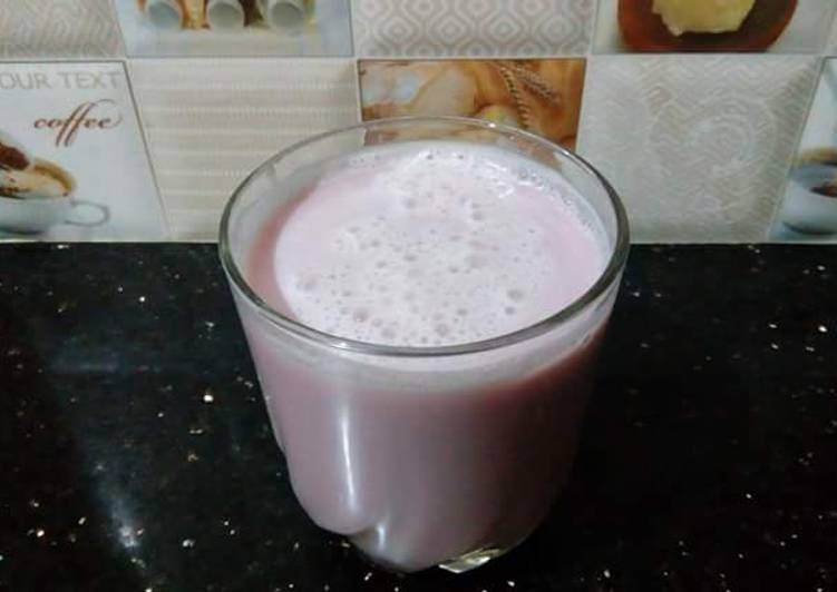 Pomegranate shake