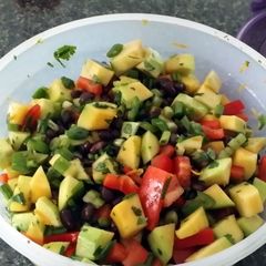 A picture of Mango black bean salad (vegan).