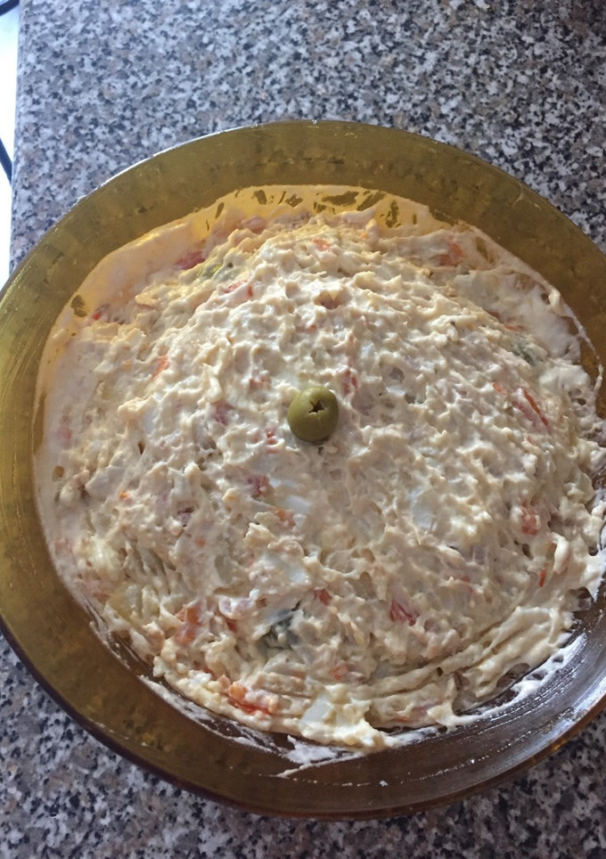 Una foto de Ensaladilla con surimi y gambas