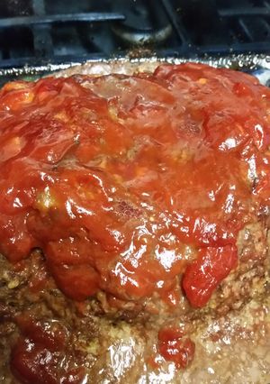 A picture of Grandma's meatloaf.