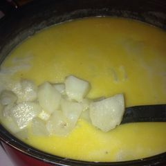 A picture of My Moms Potato Soup.