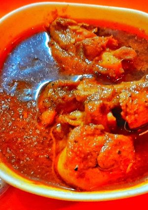 चिकन करी (chicken curry recipe in Hindi) रेसिपी मुख्य फोटो