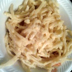 A picture of cheesy linguine.