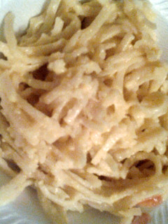 A picture of cheesy linguine.