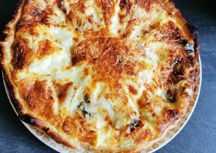 Recette de Fait maison Tarte aux 4 fromages 🧀