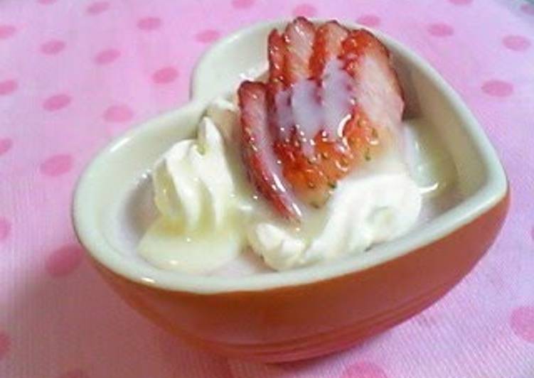 Strawberry Custard Pudding