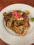 Taco de jaiba desnuda en costra de queso