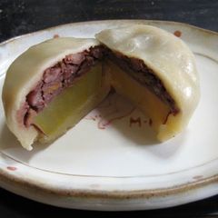 A picture of Ikinari Dango.