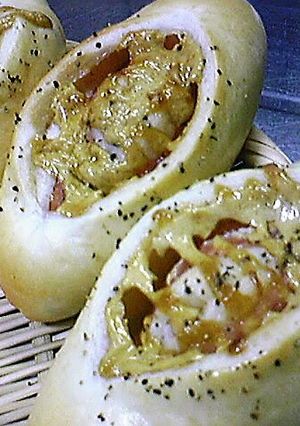 A picture of Delicious Bakery-Style Bacon Bread.