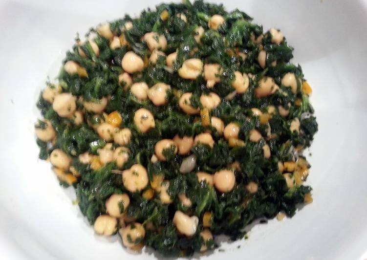 Easiest Way to Make Speedy Chickpea & Spinach Salad