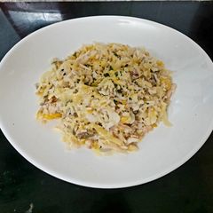 A picture of My smoked Haddock,Rice & Grated Smoked Cheese.