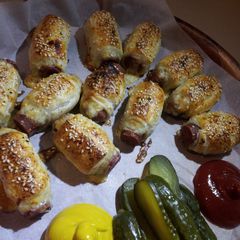 A picture of Vegetarian pigs in blanket.