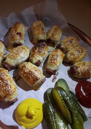 A picture of Vegetarian pigs in blanket.