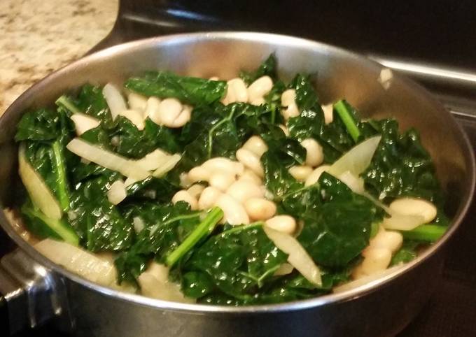 Recipe of Quick Kale &amp; Cannellini Beans