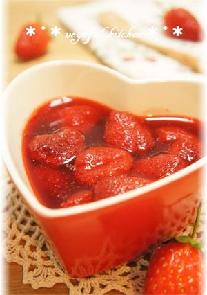 A picture of Easy Microwavable Low-Cal Strawberry Preserves.