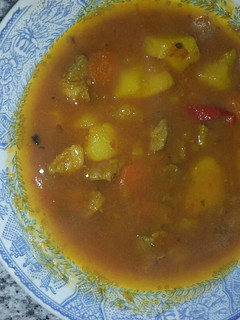 Una foto de Guisaillo de patatas y carne