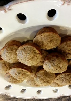 A picture of Advocare Muscle Gain banana Chia seed mini muffins.