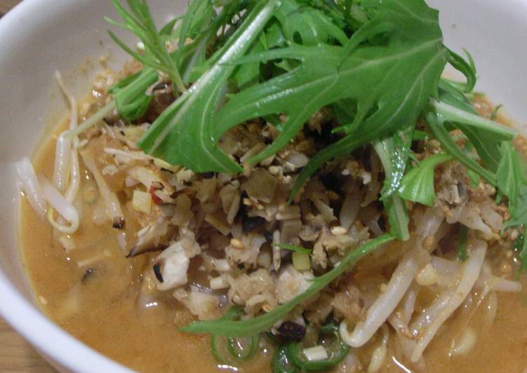 Vegetarian Dan Dan Noodles with Shredded Daikon