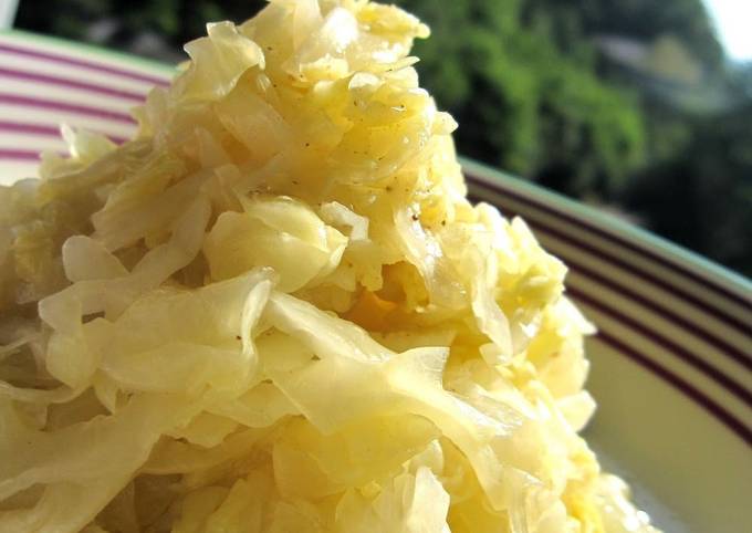 Simple Way to Make Quick Easy Microwave Sauerkraut