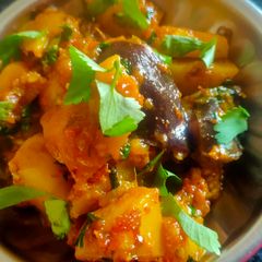 A picture of Potato brinjal fry.