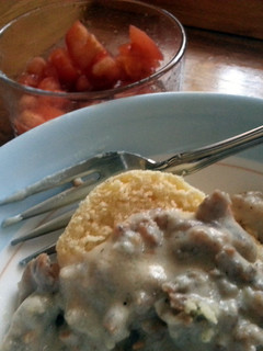 A picture of skye's sausage gravy.
