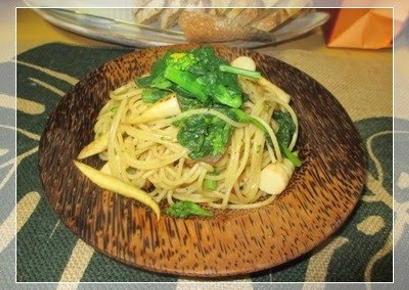 Japanese nanohana noodles