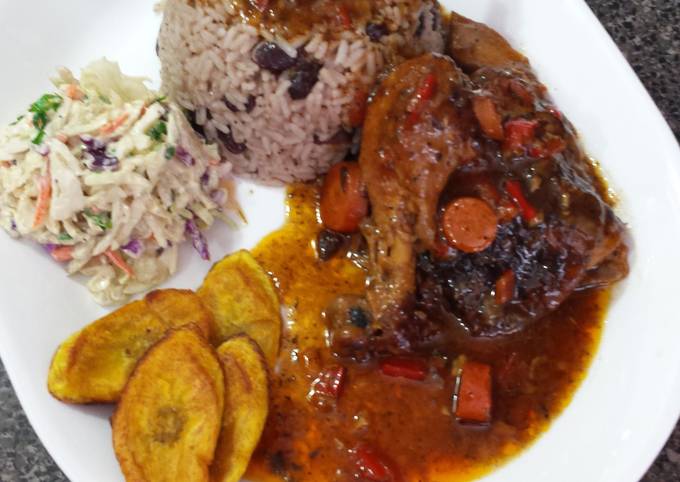 Jamaican brown stewed chicken