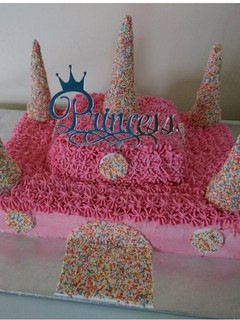 A picture of Ice cream cake(castle) #icecreamfanatic.