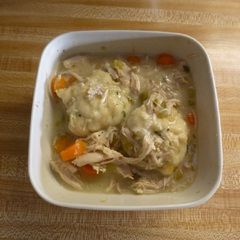 A picture of Lee's Homemade Chicken and Dumplings.