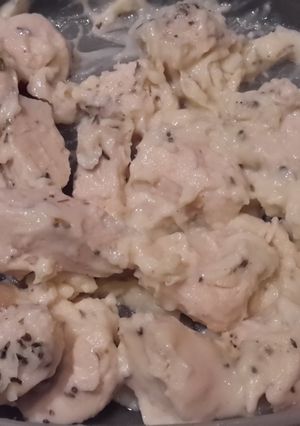 A picture of Creamy Alfredo Sauce.