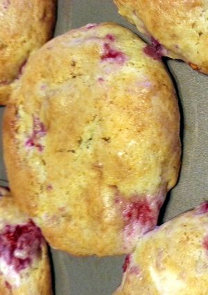 A picture of Berry Cream Cheese Muffins.