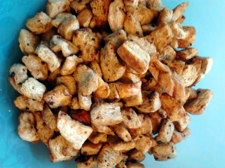 Easy Way Prepare Recipe Toasted Garlic Rye Croutons that is Delicious, Can Spoil the Tongue}