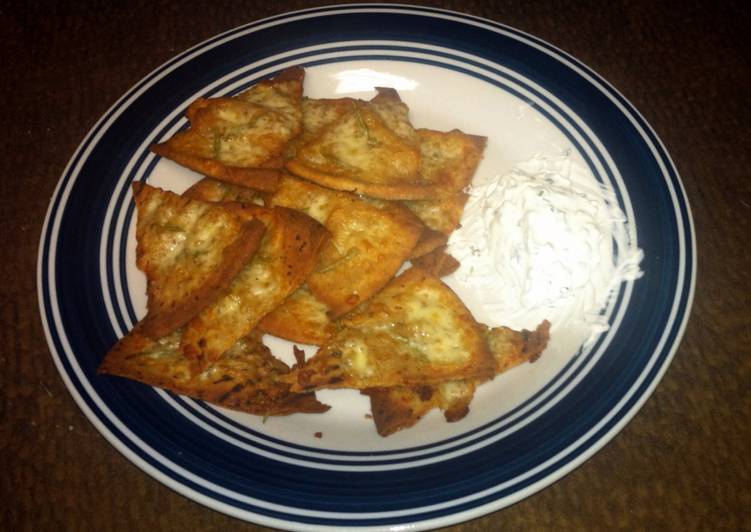Cheesy Pita Chips ?🌿