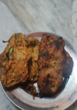 A picture of Pumpkin flower fritters.